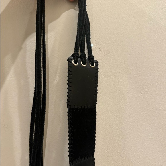 leather fringe belt - Picture 1 of 2